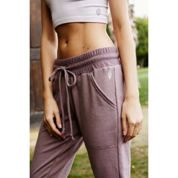NWT Free People Sunny Skinny Joggers - Picture 2 of 6